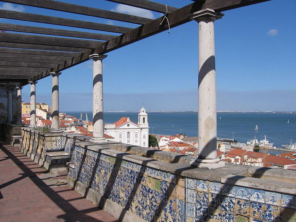 Apartamento Alfama 28 Lisbon Exterior photo